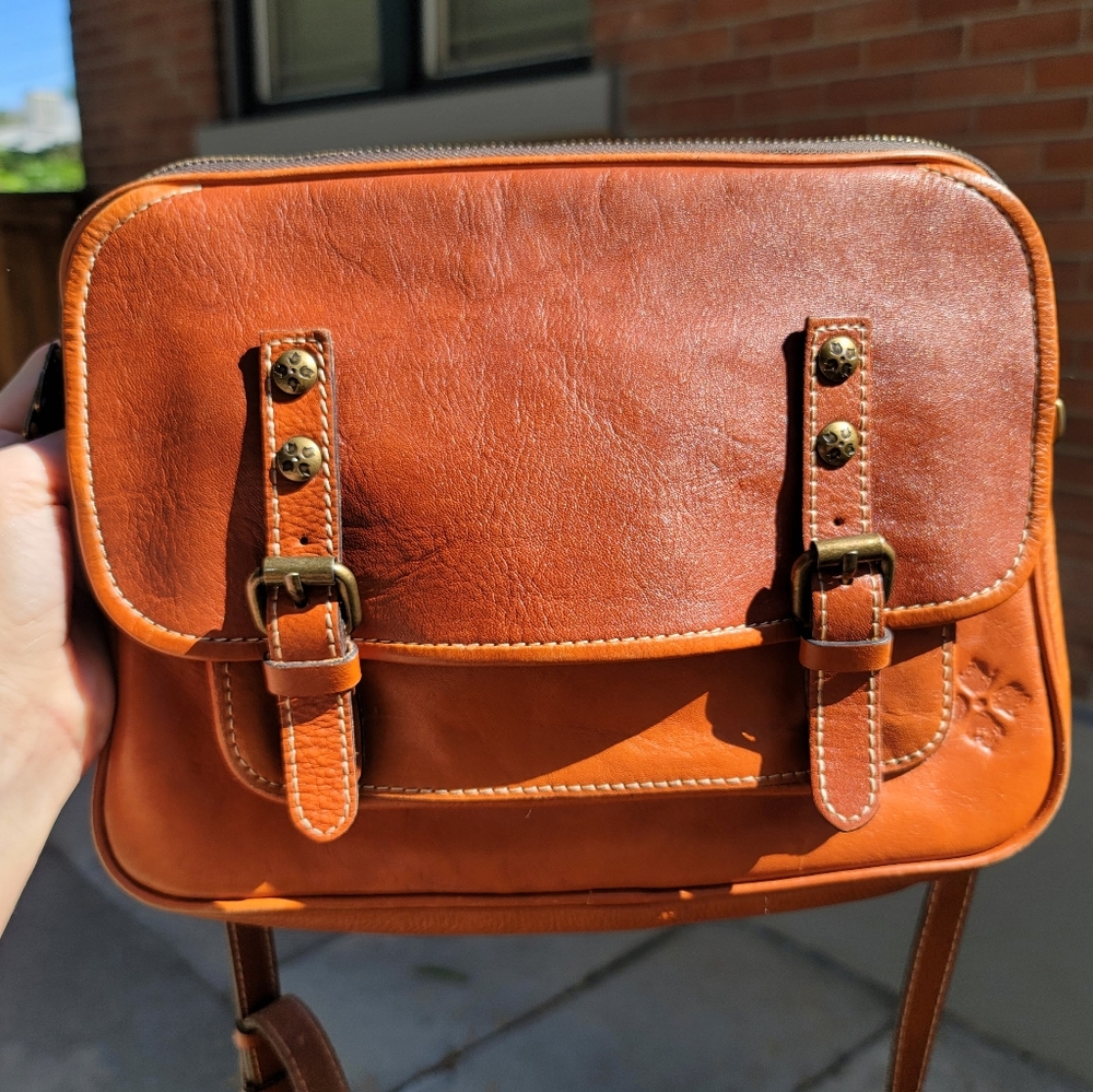Italian Leather Patricia Nash Crossbody bag